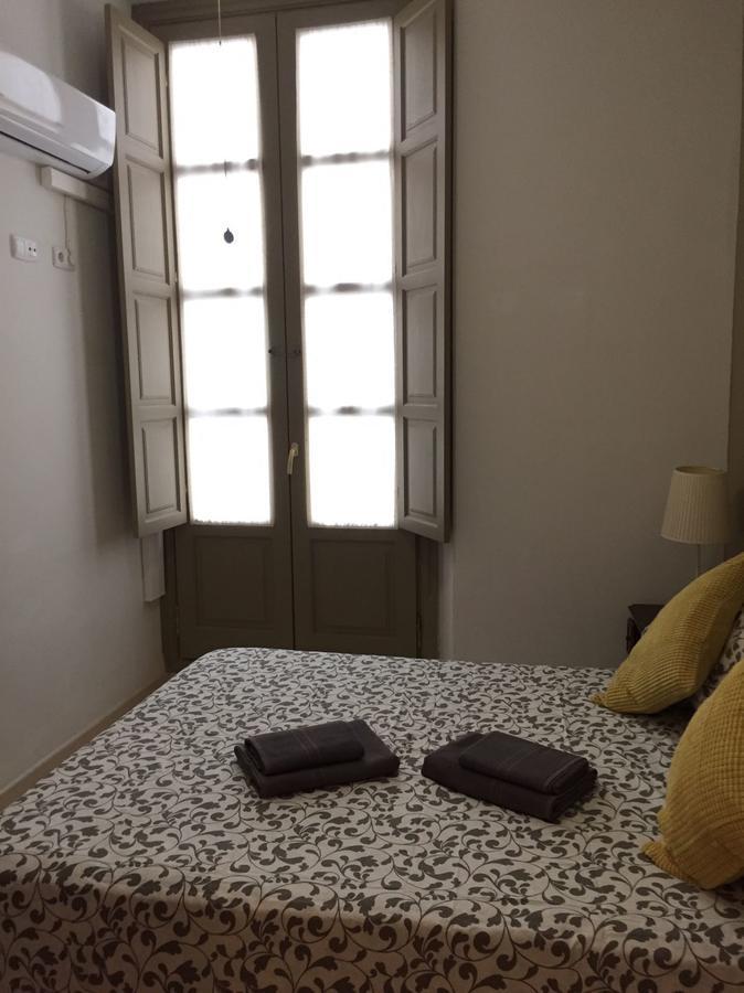 Malama Apartamentos Turisticos Málaga Exteriör bild