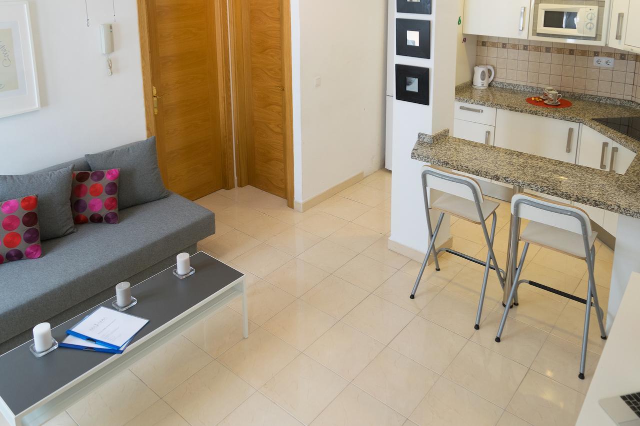 Malama Apartamentos Turisticos Málaga Exteriör bild