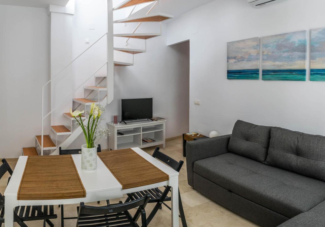 Malama Apartamentos Turisticos Málaga Exteriör bild